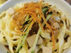 -巴依兄弟西域美食(机场店)