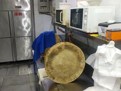 -人民公社铁锅炖·东北菜(卫国道店)