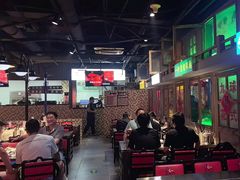 -马路牙子烧烤音乐酒馆(望京店)