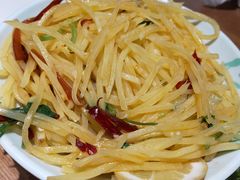 酸辣土豆丝-满园烤鸭·春饼(奥体万达店)