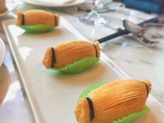天鹅榴莲酥-唐阁海景中餐厅·早茶·粤菜•生日聚餐(海口朗廷酒店)