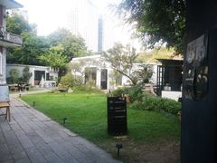 -溪岸路花鸟市场
