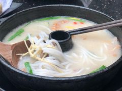 -飞虎过桥米线(翠湖店)