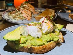 牛油果温泉蛋吐司-O'mills Sourdough Bakery&Bistro(永嘉路店)