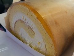 -顶东面包花园·生日蛋糕(世博店)