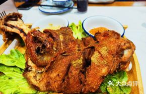 Charcoal-Grilled Large Beef Leg