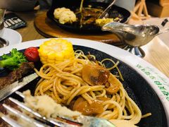 -豪约客牛排(百大奥莱店)
