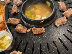 -江南猪肉商会无限续吃(弘大店)