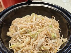 -阿瓦山寨·湘菜现炒·剁椒鱼头王(咸阳总店)