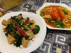 菠菜面筋-新疆伊宁远征餐厅