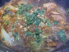 -营信刘罗锅铁锅炖(建华店)