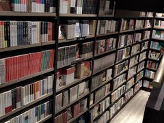 -钟书阁(群光广场店)