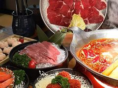 -湊湊火锅·茶憩(南京东路悦荟店)