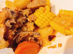 番茄玉米煲龙骨-汤城小厨•粤菜•靓汤(西直门凯德MALL店)