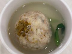 蟹粉狮子头-怡园饭店-餐厅(四望亭店)
