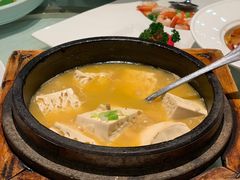 石锅蜂巢豆腐-申粤轩酒楼·三十年粤菜经典(丁香花园店)