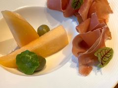 圣丹尼尔火腿配时令蜜瓜-沈阳君悦酒店·意坊意大利餐厅