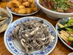 老北京爆肚-门框胡同百年卤煮(新街口店)