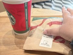 -星巴克臻选(莘庄仲盛店)