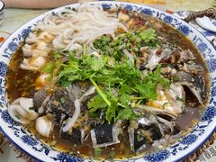 岳记剁椒鱼头-新岳记煎饺