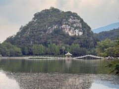 -星湖旅游景区七星岩