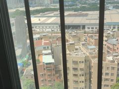-城市之光公寓(广州西塱地铁站店)