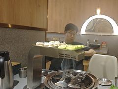 -围炉肉舍•炭烤活鳗•丹东海鲜烤肉(步行街店)