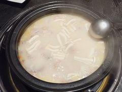 胡椒猪肚鸡火锅-大匠工房古船木艺术餐厅·猪肚鸡专门店(长白仙岛店)