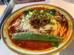 担担面-江边城外烤全鱼(世茂广场店)