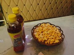 -GAGA主题量贩式KTV平价店(工大店)