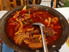 -霄汉牛三鲜湖北砂锅菜(万松园2店)