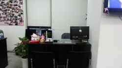 -威德钻石-克拉钻大本营(南京东路店)