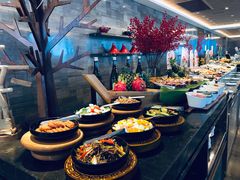 自助取餐区-云端西餐厅(南宁龙光那莲豪华精选酒店)