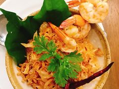 -Chom Cafe and Restaurant
