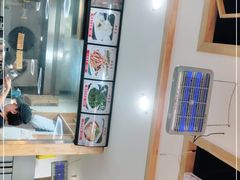 -一家人剪刀面(海伦国际店)