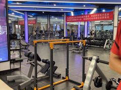 -美仕莱·游泳健身(六合龙湖天街店)