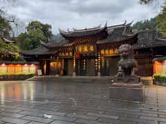 -峨眉山报国寺