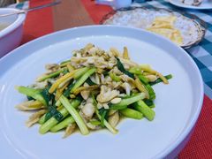 -快乐海鲜酒楼(滇池路店)