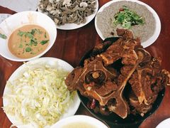 -宝瑞门钉肉饼店