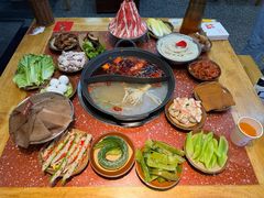 -赵美丽·重庆社区火锅·直营店(火车东站·中豪国际店)