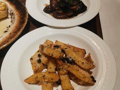 -Mogul Eatery·大亨餐酒馆