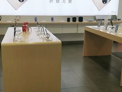 -华为授权体验店(万航渡路)