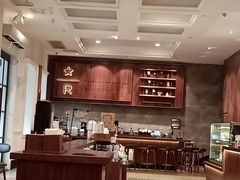 大堂-星巴克臻选(广州沙面店)