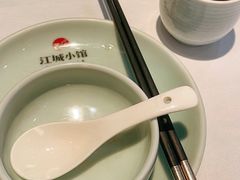 -江城小馆陕南妈妈菜·全球旅行餐厅(钟楼店)