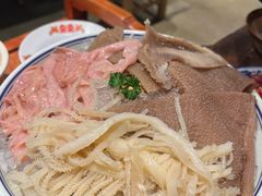 -周小明火锅(黑金冠社区店)