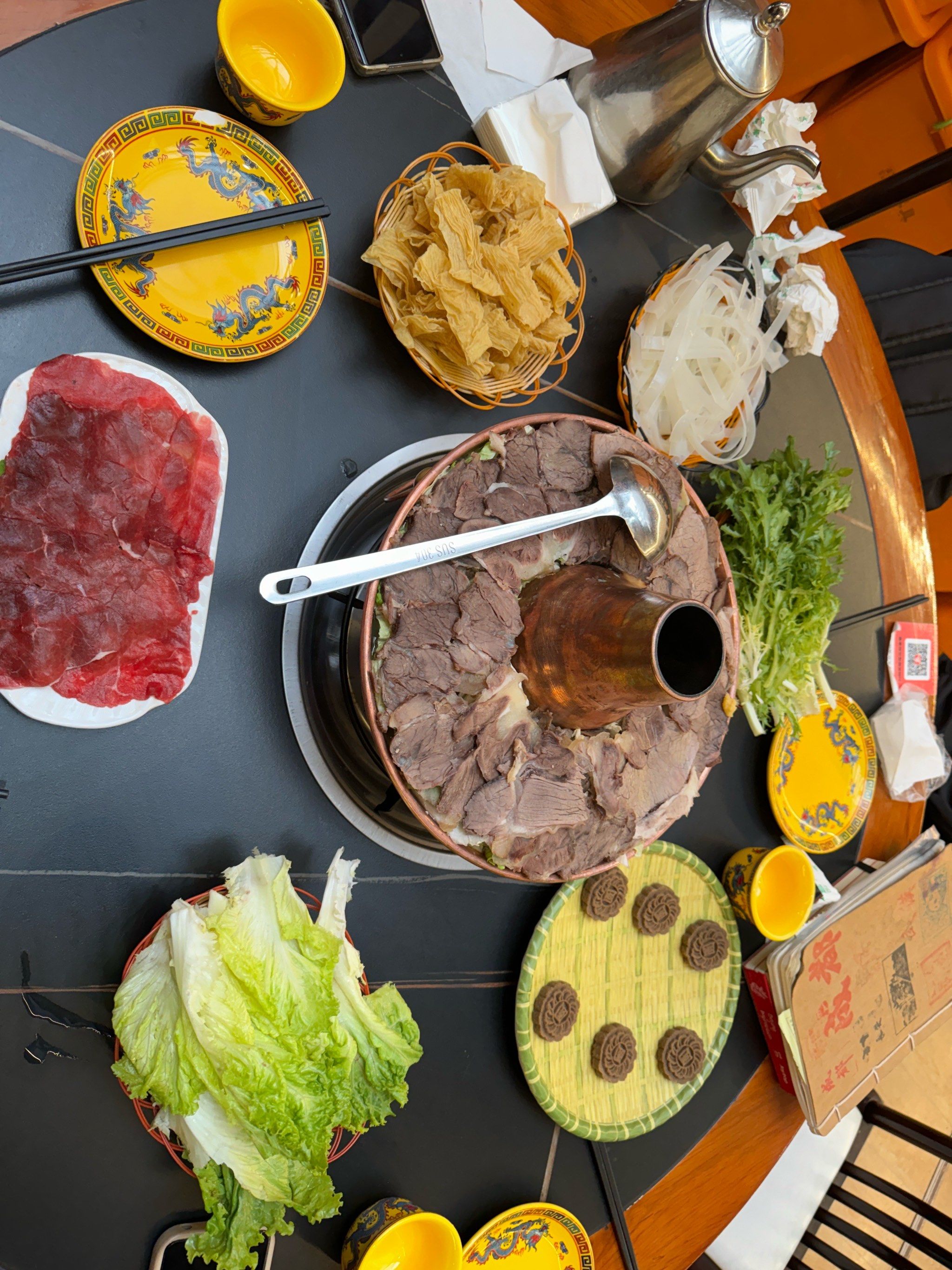 牦牛火锅真是一大美食享受!肉质鲜美,纹理分明