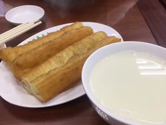 豆浆油条-日月永和中国餐饮名店(东湖店)