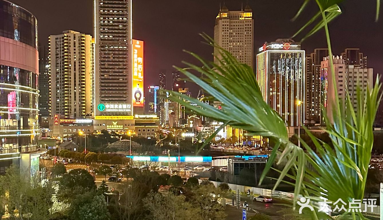 在长沙！真的喜欢这种精致湘菜馆！