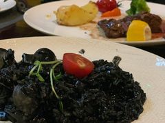 墨鱼汁蛤蜊烩饭-IL Forno 意坊·意大利餐厅(温州万象城店)