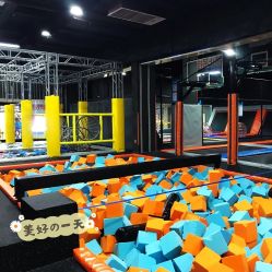 -蹦贝运动中心·蹦床·攀岩·闯关(龙岗店)